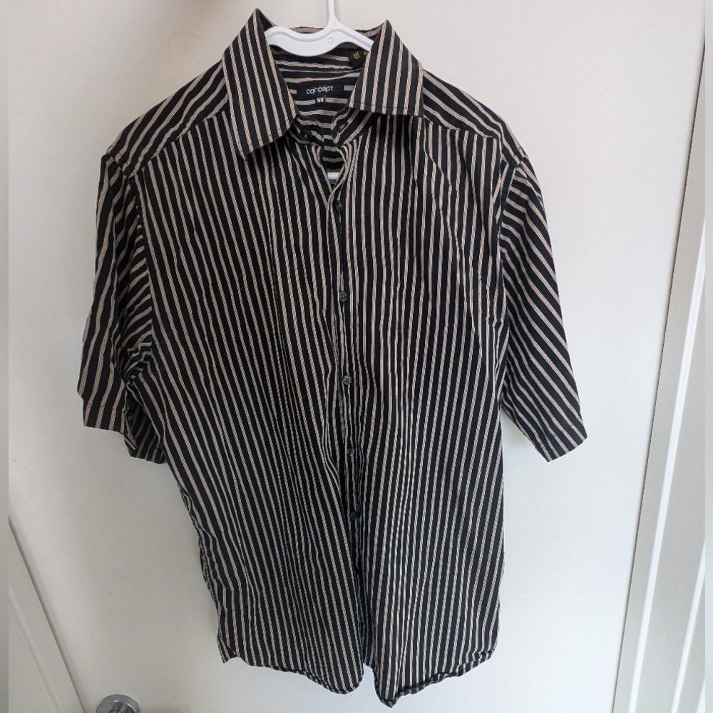 Vintage pinstripe button up size medium